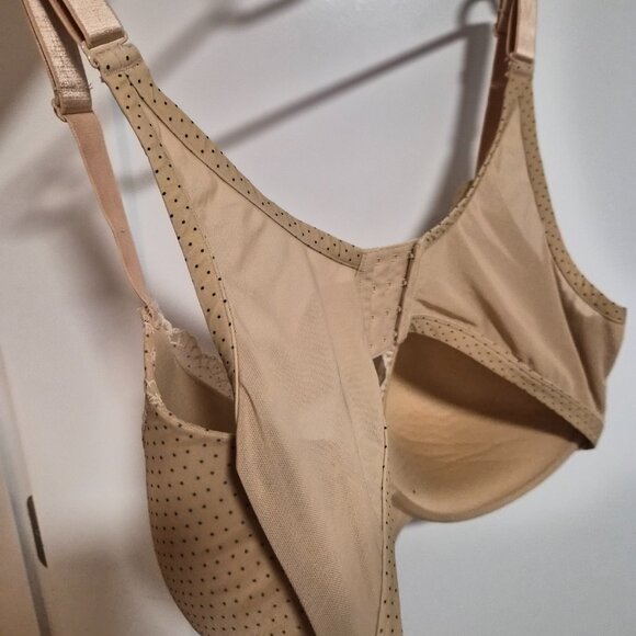 Plus size bra - Picture 2 of 4